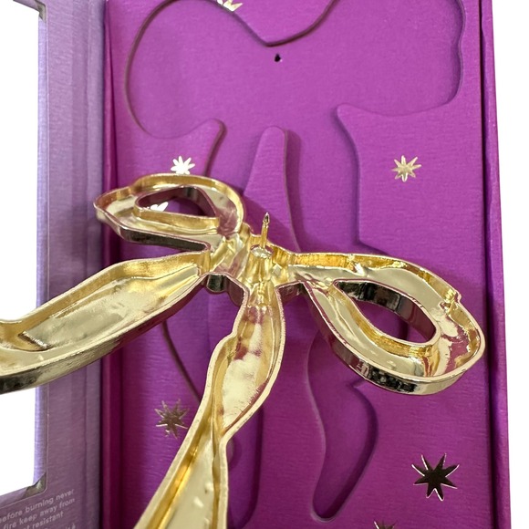 Anthropologie Gold Bow Candle Charms Set of 2 Metal Ribbon Wax Pins New in Box - Picture 4 of 5
